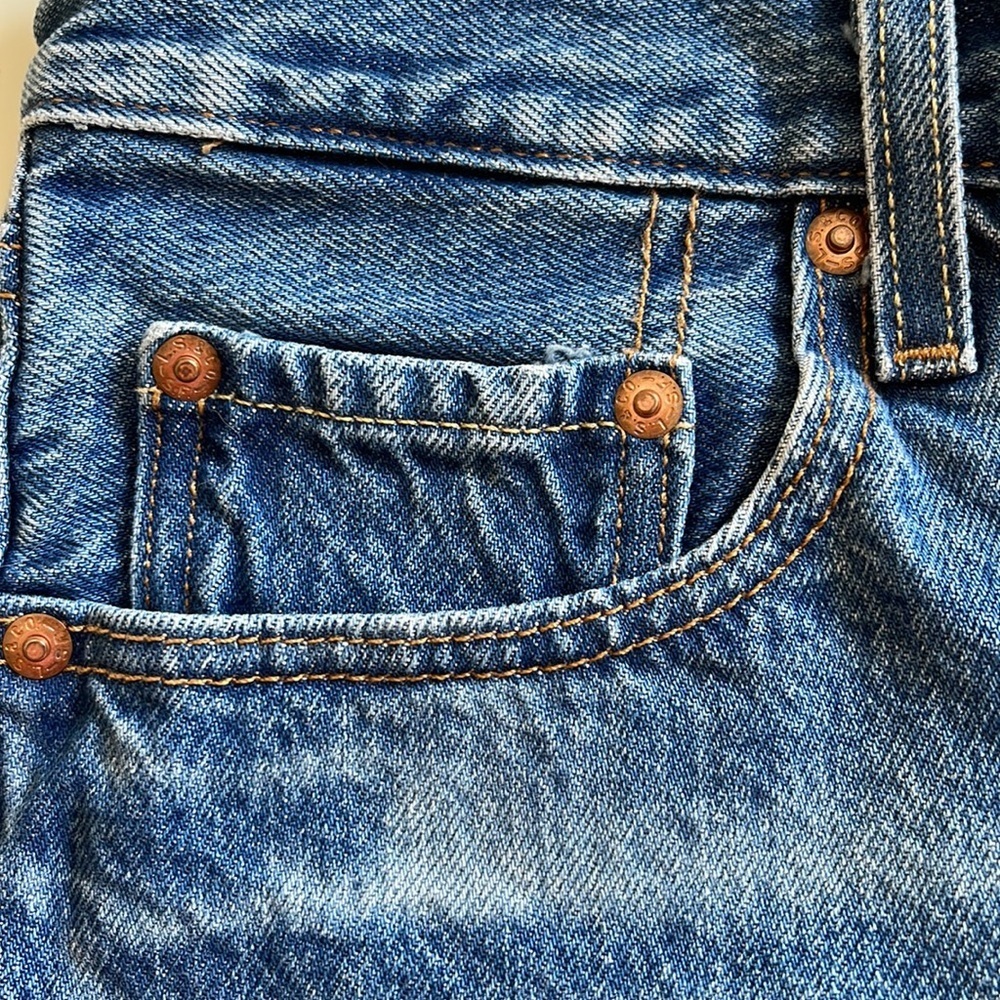 LEVI’S 501 Shorts - Picture 8 of 16